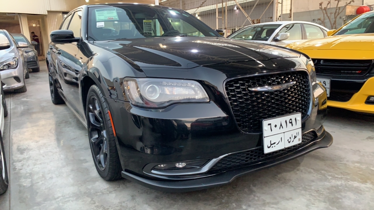 كرايسلر 300